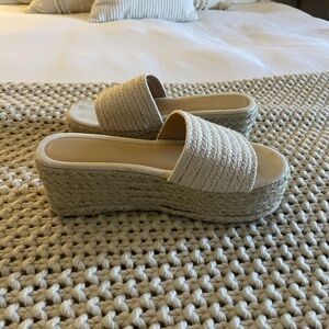 Platform sandals